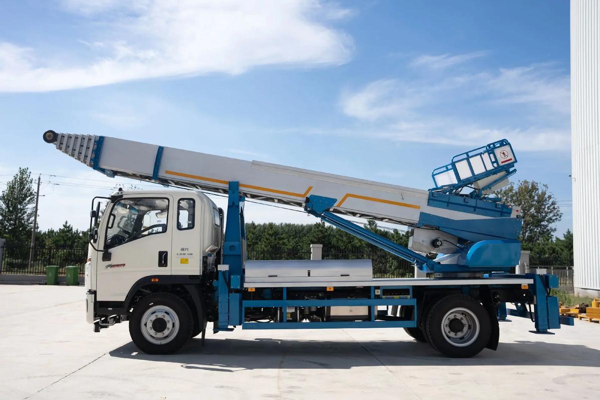 郸城云梯上料车租赁费用