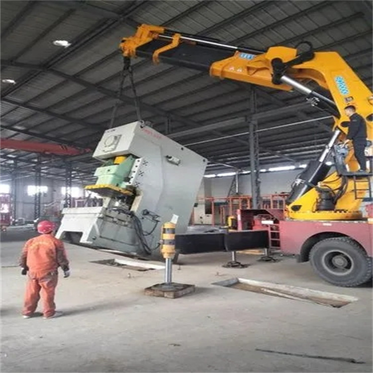 郸城80吨折臂吊车出租附近电话